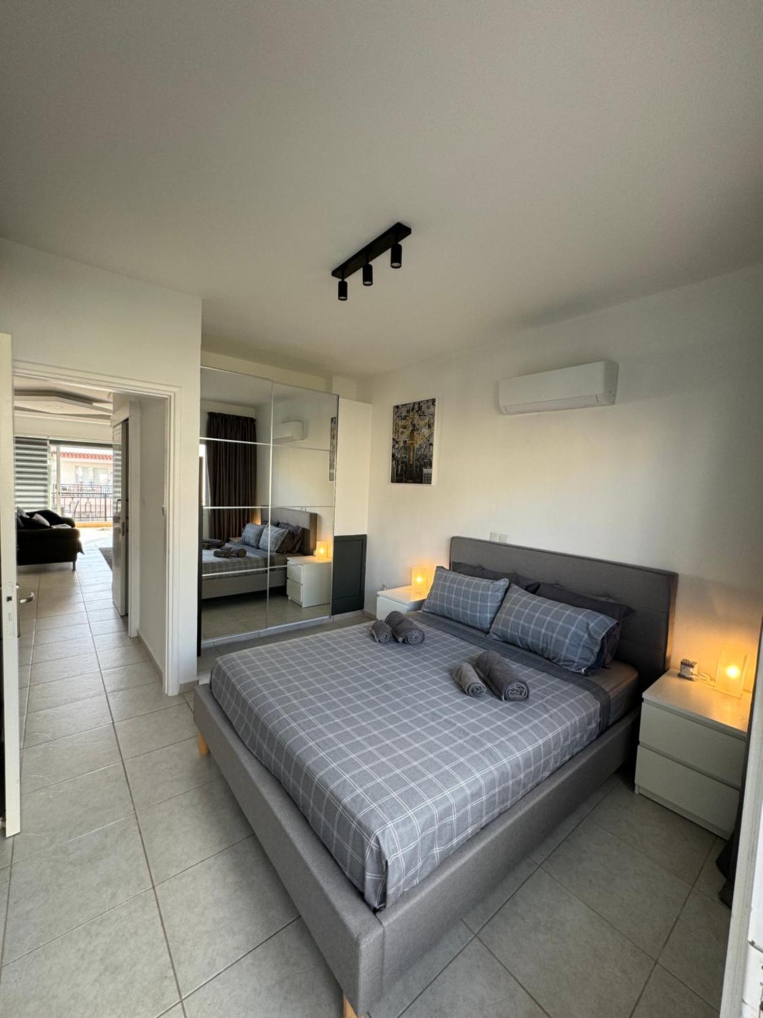 Elite Escapes Roof Terrace - Kato Appartement Paphos